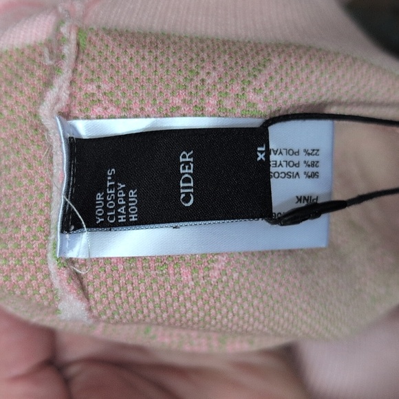 NWT Cider Pink Floral Bow Knit Top - Picture 4 of 5